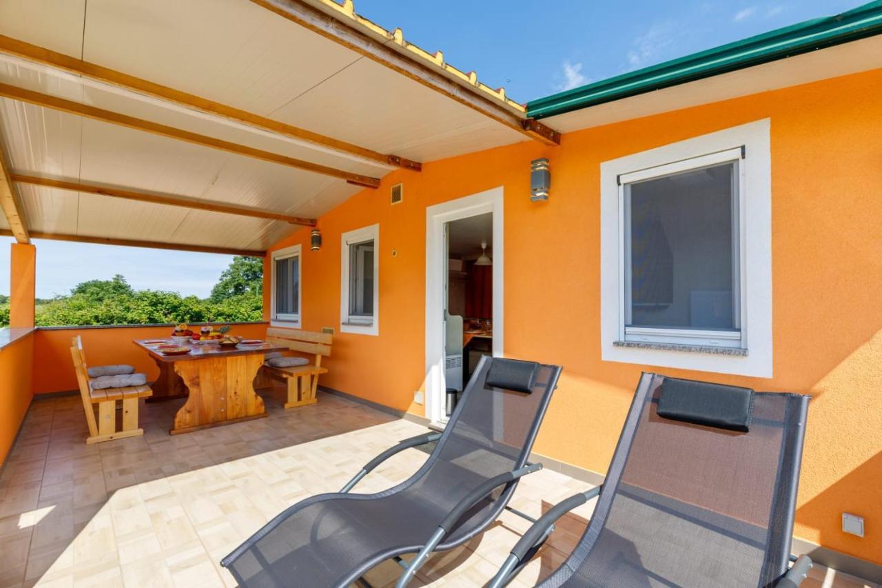 Tommy I Villa Rovinj Eksteriør bilde